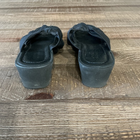 Donald J. Pliner Black Women's Knotted Sandals - Picture 8 of 9